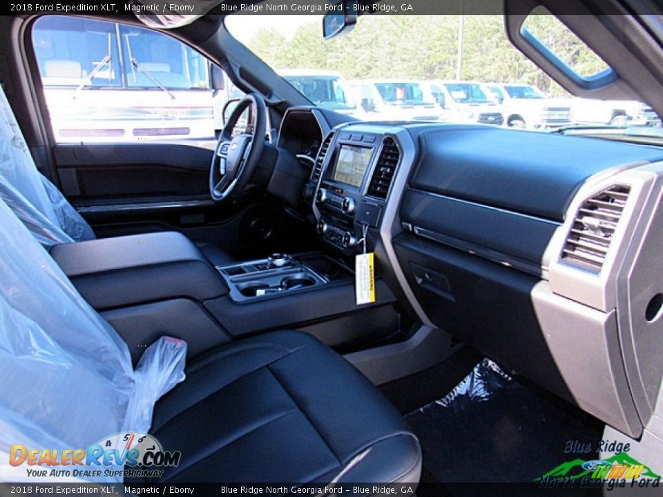 2018 Ford Expedition XLT Magnetic / Ebony Photo #31