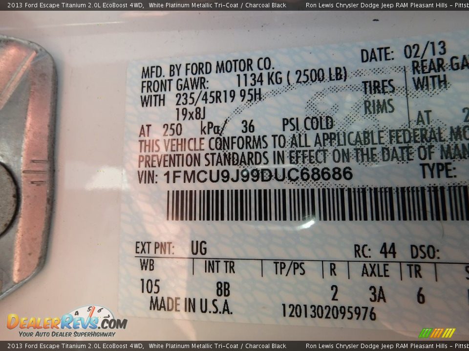 2013 Ford Escape Titanium 2.0L EcoBoost 4WD White Platinum Metallic Tri-Coat / Charcoal Black Photo #16