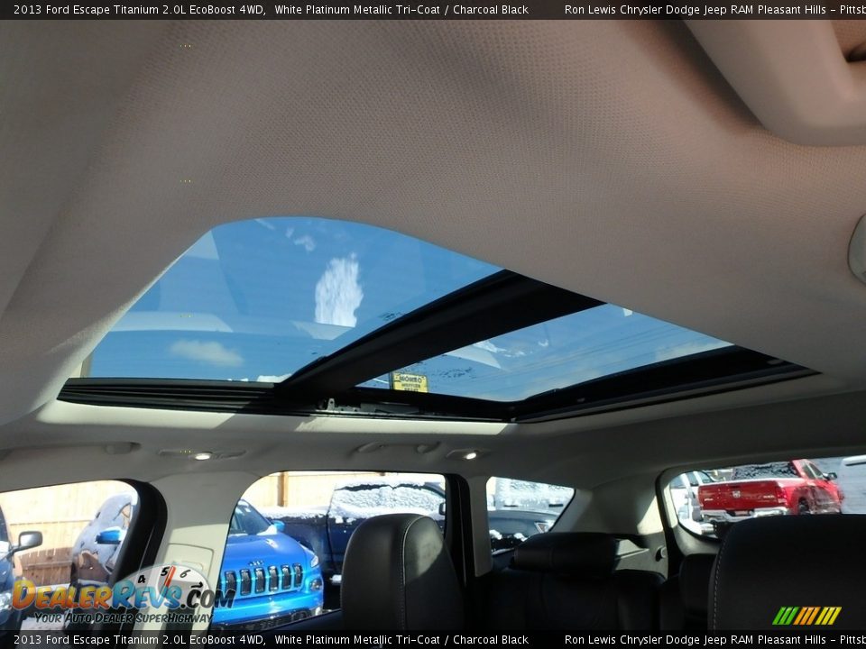 2013 Ford Escape Titanium 2.0L EcoBoost 4WD White Platinum Metallic Tri-Coat / Charcoal Black Photo #17