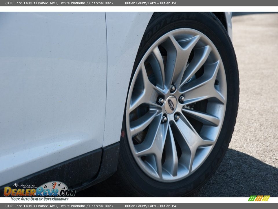 2018 Ford Taurus Limited AWD White Platinum / Charcoal Black Photo #4
