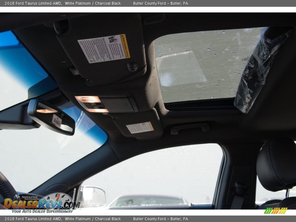 2018 Ford Taurus Limited AWD White Platinum / Charcoal Black Photo #12