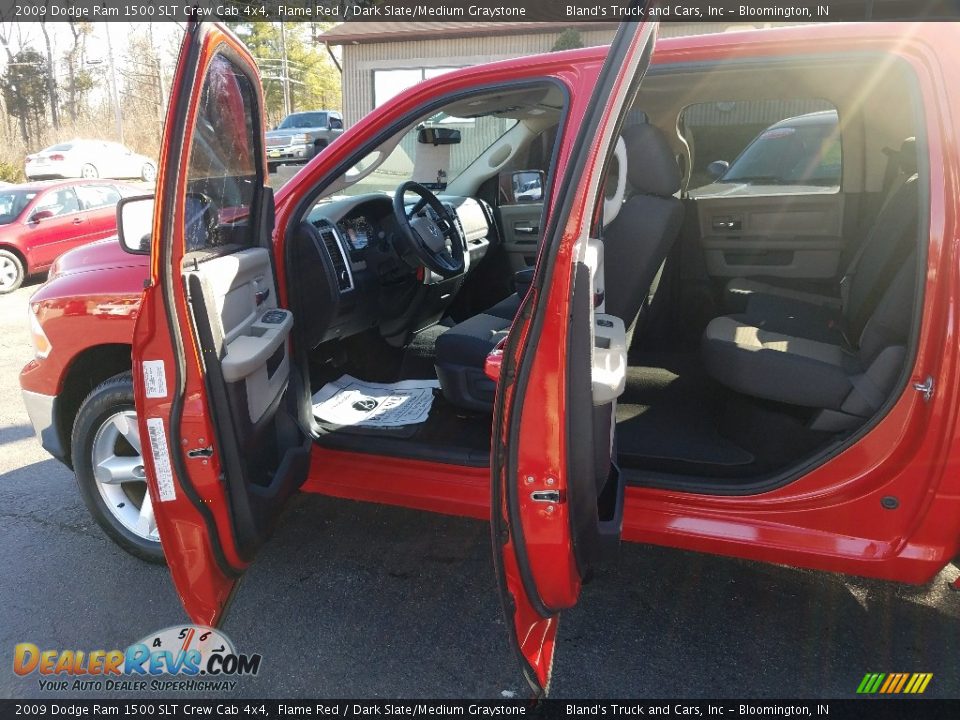 2009 Dodge Ram 1500 SLT Crew Cab 4x4 Flame Red / Dark Slate/Medium Graystone Photo #12