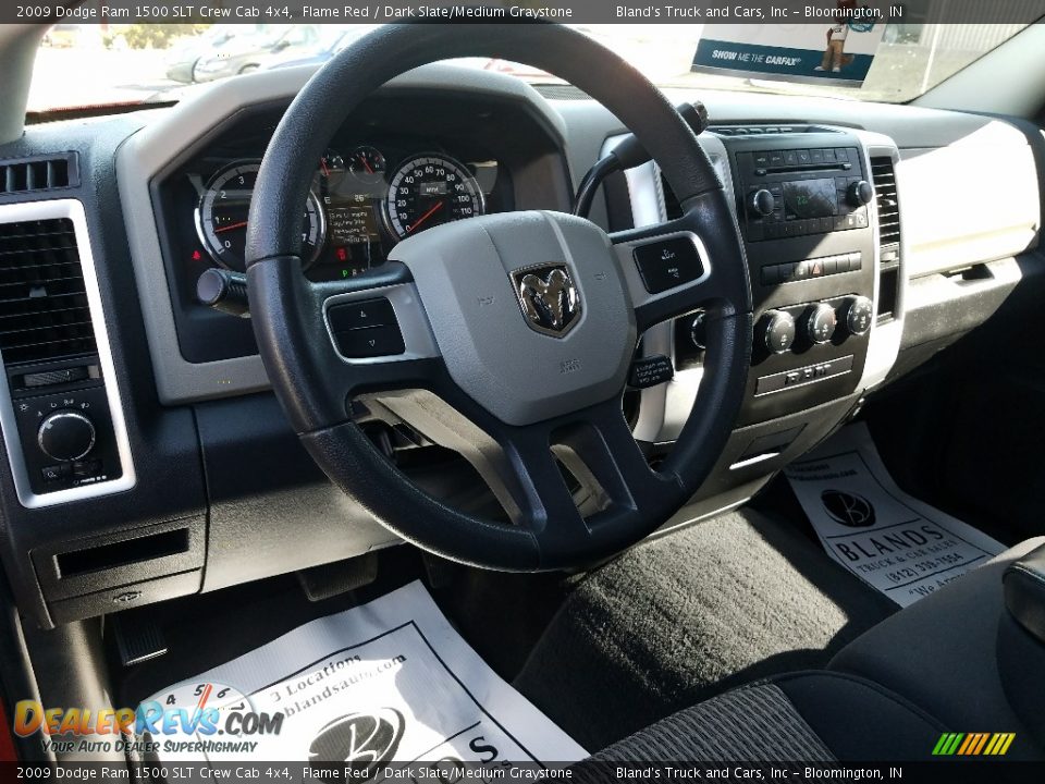 2009 Dodge Ram 1500 SLT Crew Cab 4x4 Flame Red / Dark Slate/Medium Graystone Photo #18