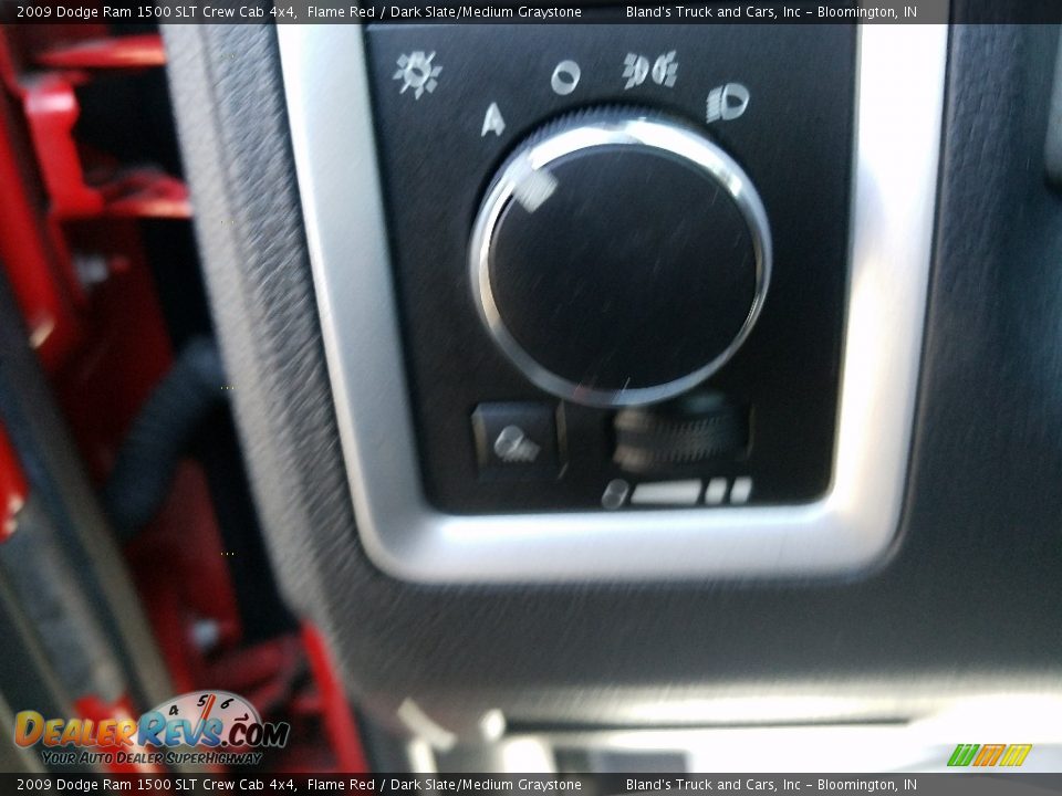 2009 Dodge Ram 1500 SLT Crew Cab 4x4 Flame Red / Dark Slate/Medium Graystone Photo #19
