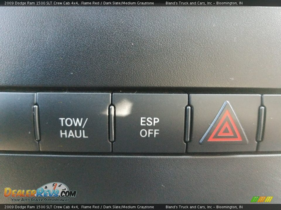 2009 Dodge Ram 1500 SLT Crew Cab 4x4 Flame Red / Dark Slate/Medium Graystone Photo #29