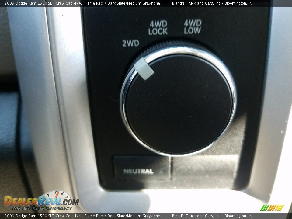 2009 Dodge Ram 1500 SLT Crew Cab 4x4 Flame Red / Dark Slate/Medium Graystone Photo #30