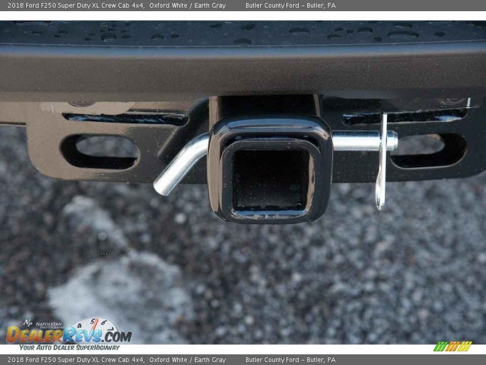 2018 Ford F250 Super Duty XL Crew Cab 4x4 Oxford White / Earth Gray Photo #4