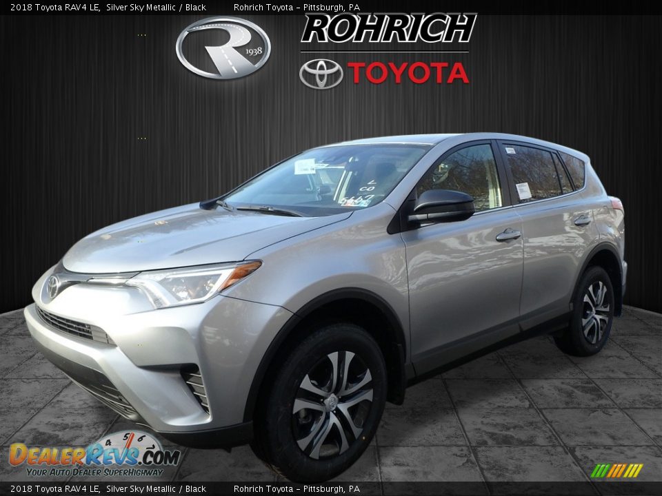 2018 Toyota RAV4 LE Silver Sky Metallic / Black Photo #4