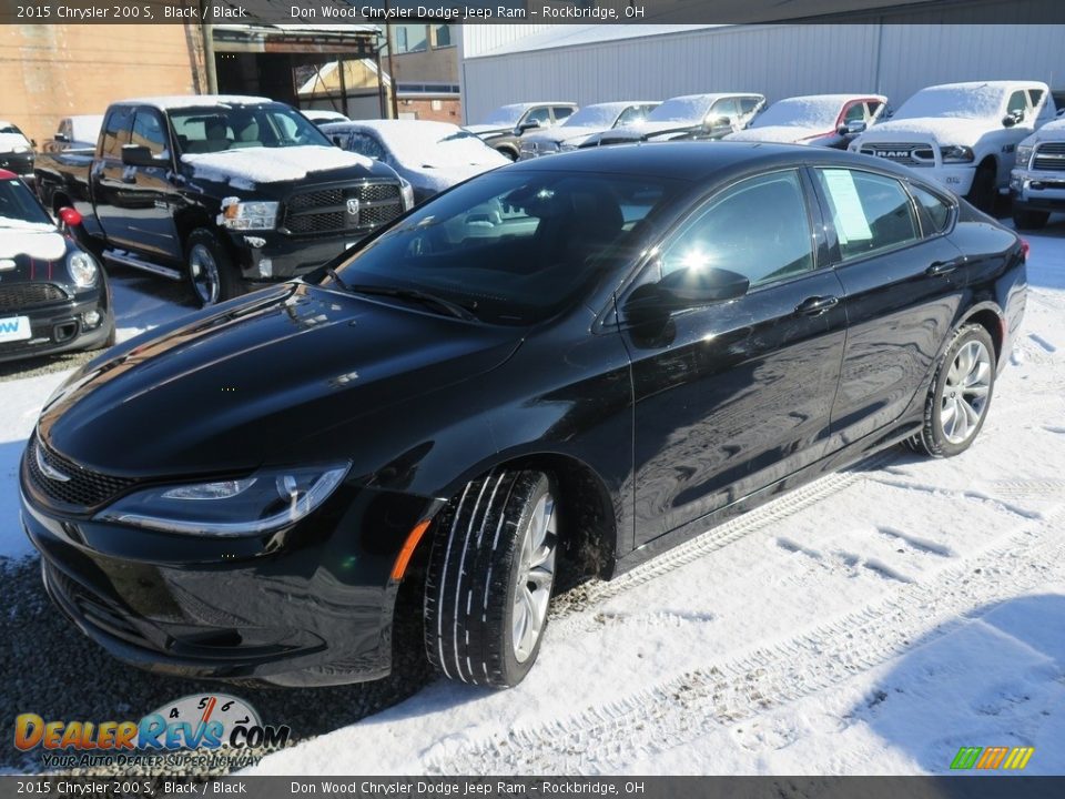2015 Chrysler 200 S Black / Black Photo #7