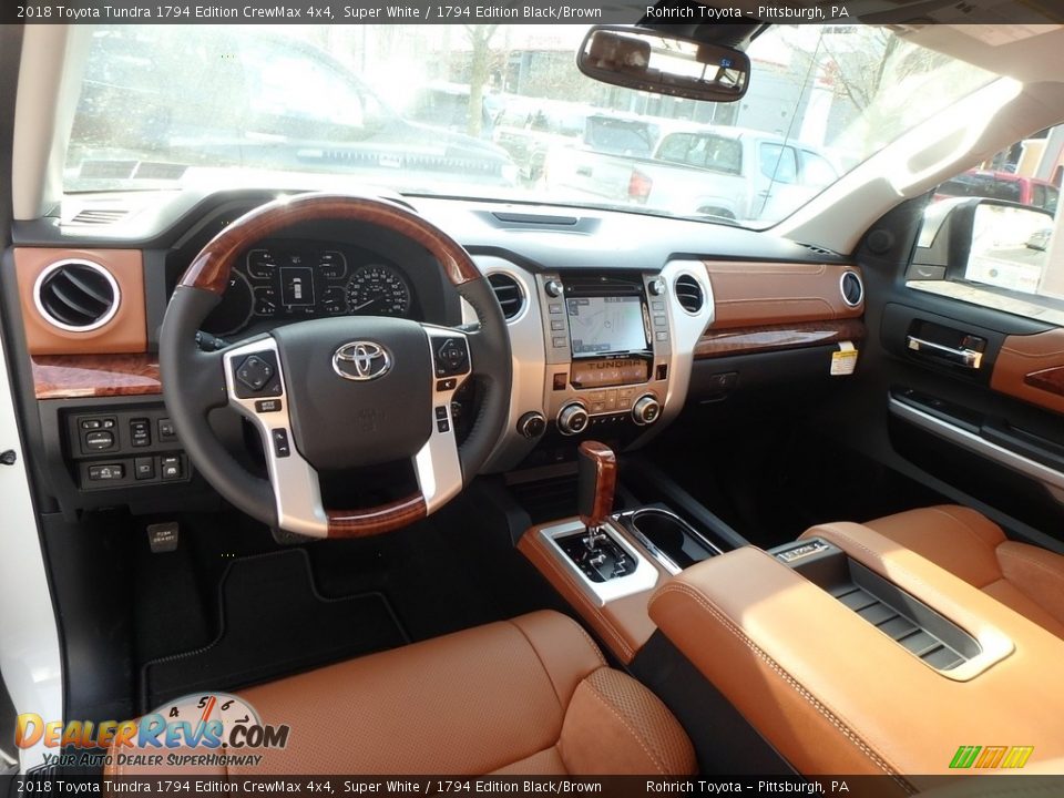 2018 Toyota Tundra 1794 Edition CrewMax 4x4 Super White / 1794 Edition Black/Brown Photo #8