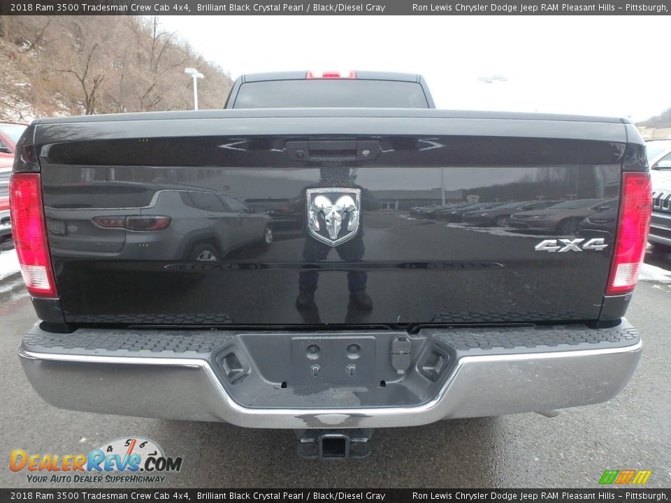 2018 Ram 3500 Tradesman Crew Cab 4x4 Brilliant Black Crystal Pearl / Black/Diesel Gray Photo #4