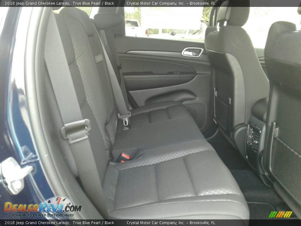 2018 Jeep Grand Cherokee Laredo True Blue Pearl / Black Photo #11