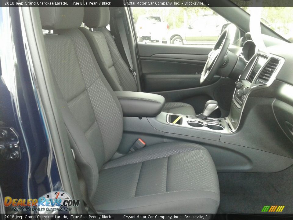 2018 Jeep Grand Cherokee Laredo True Blue Pearl / Black Photo #12