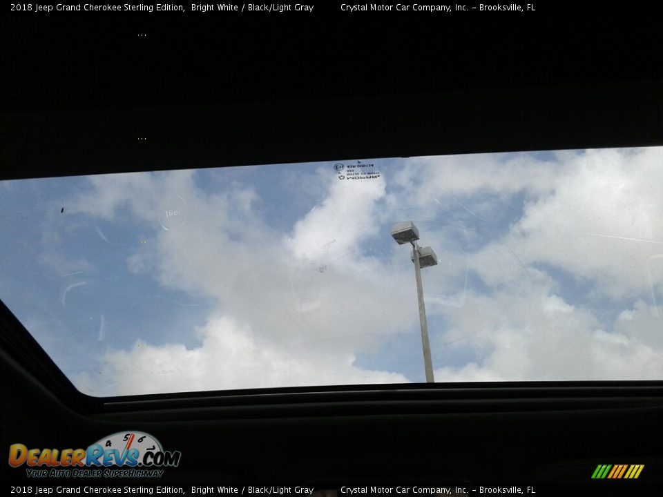 2018 Jeep Grand Cherokee Sterling Edition Bright White / Black/Light Gray Photo #19