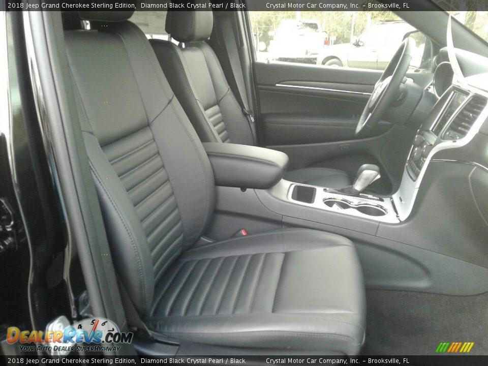 2018 Jeep Grand Cherokee Sterling Edition Diamond Black Crystal Pearl / Black Photo #11