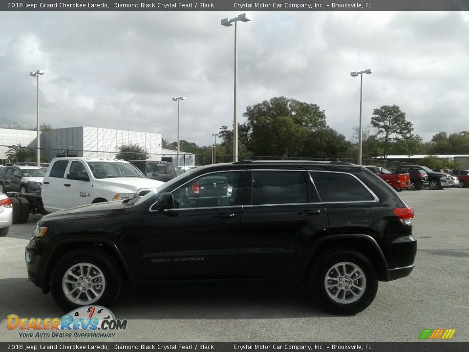 2018 Jeep Grand Cherokee Laredo Diamond Black Crystal Pearl / Black Photo #2