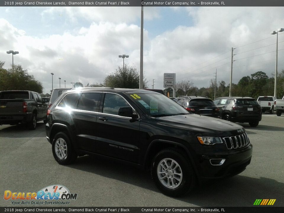2018 Jeep Grand Cherokee Laredo Diamond Black Crystal Pearl / Black Photo #7