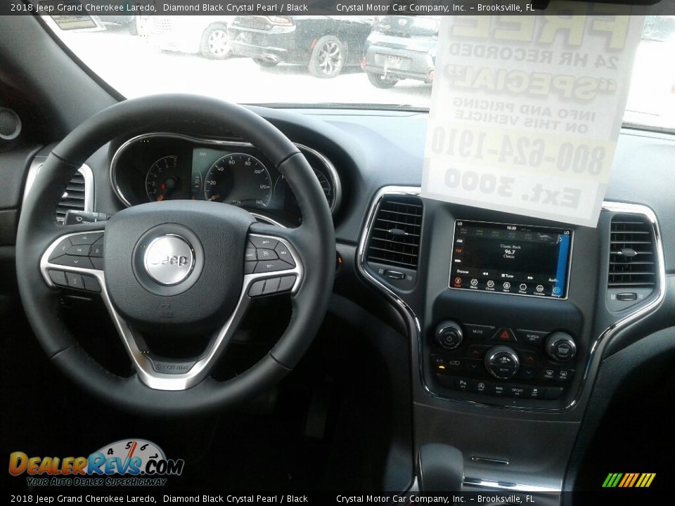 2018 Jeep Grand Cherokee Laredo Diamond Black Crystal Pearl / Black Photo #13