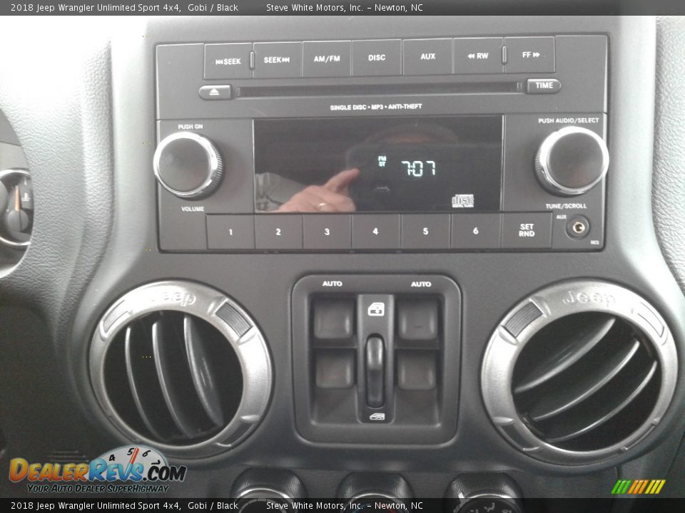 2018 Jeep Wrangler Unlimited Sport 4x4 Gobi / Black Photo #20