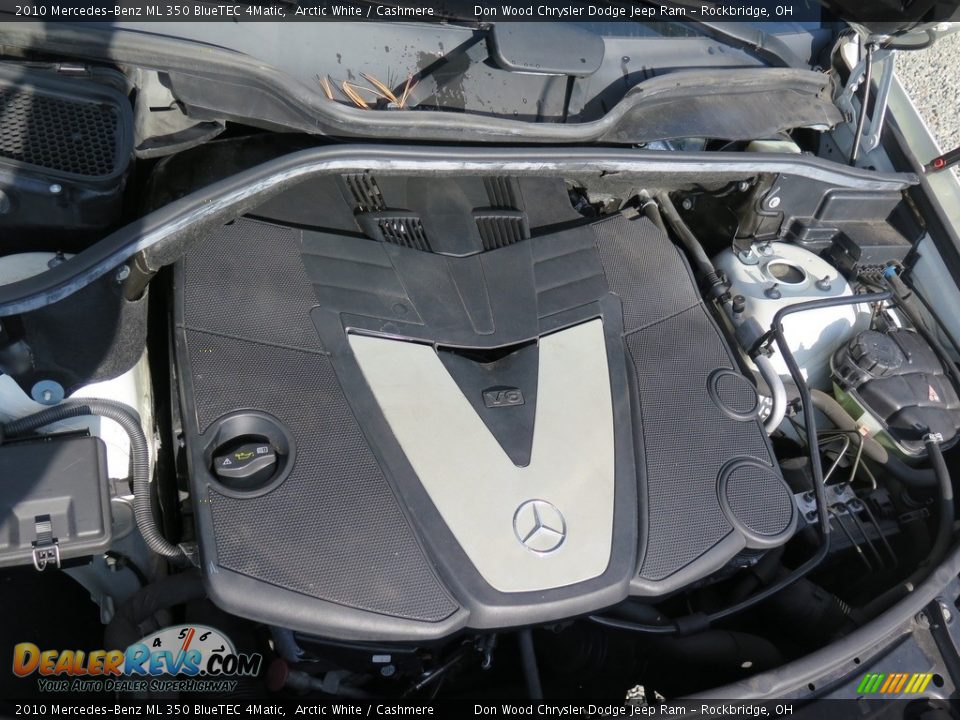 2010 Mercedes-Benz ML 350 BlueTEC 4Matic Arctic White / Cashmere Photo #25
