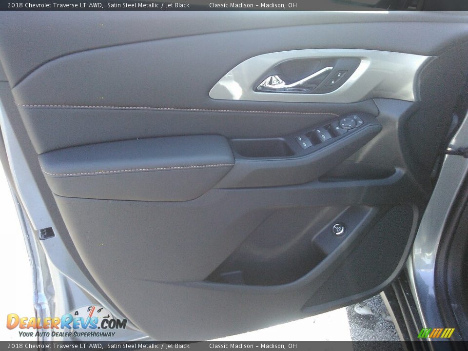 2018 Chevrolet Traverse LT AWD Satin Steel Metallic / Jet Black Photo #5