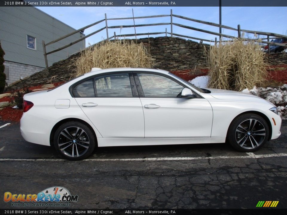 2018 BMW 3 Series 330i xDrive Sedan Alpine White / Cognac Photo #2