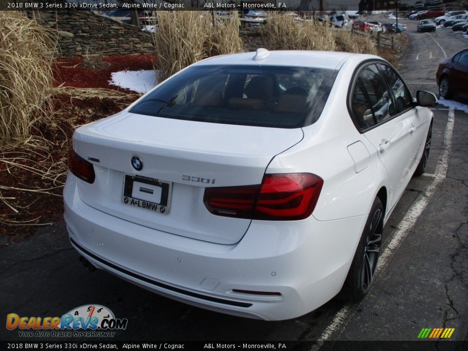 2018 BMW 3 Series 330i xDrive Sedan Alpine White / Cognac Photo #3