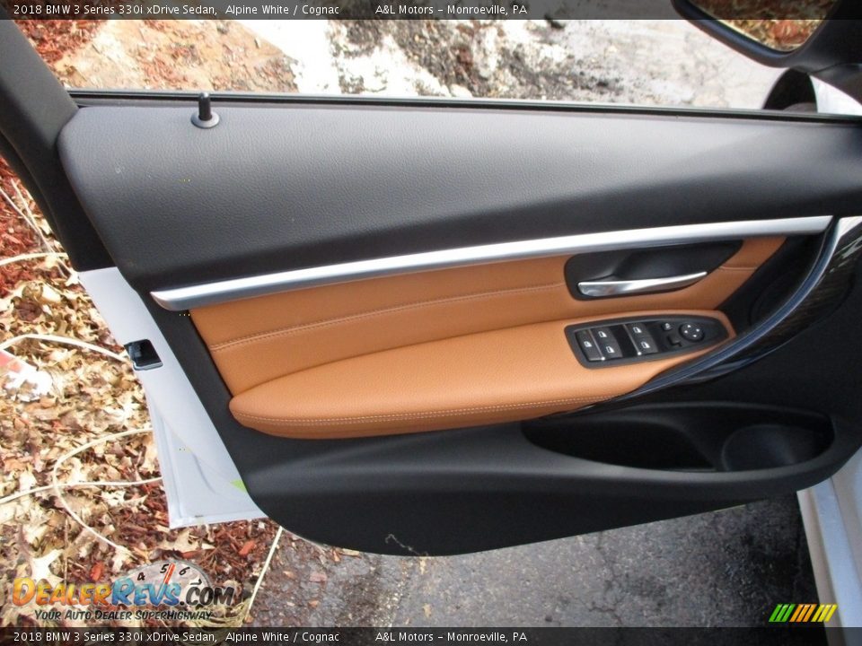 2018 BMW 3 Series 330i xDrive Sedan Alpine White / Cognac Photo #11