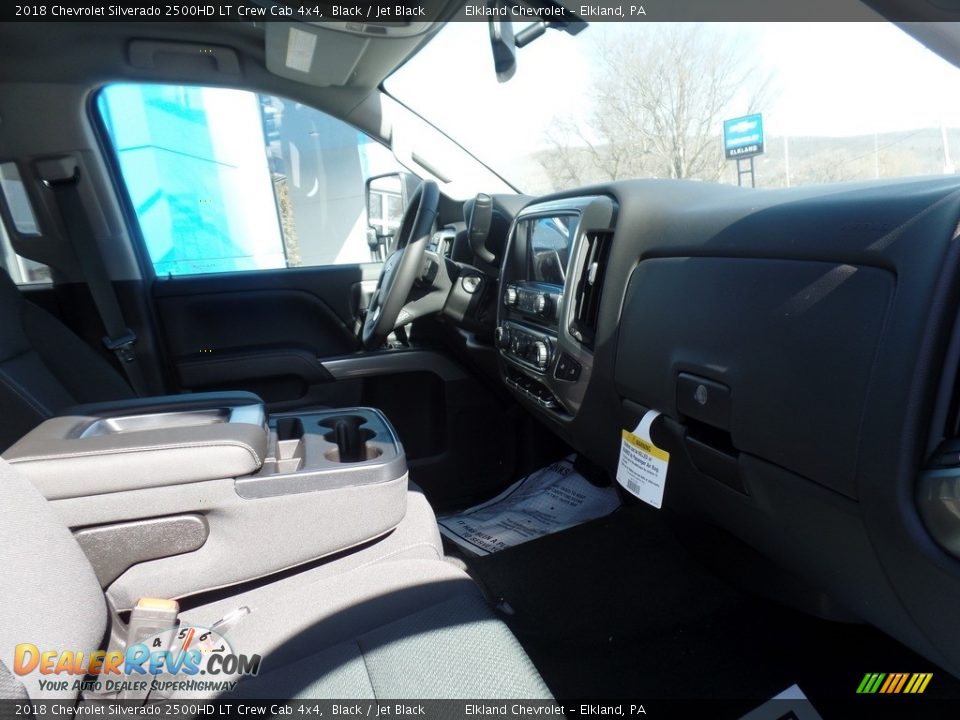 2018 Chevrolet Silverado 2500HD LT Crew Cab 4x4 Black / Jet Black Photo #15
