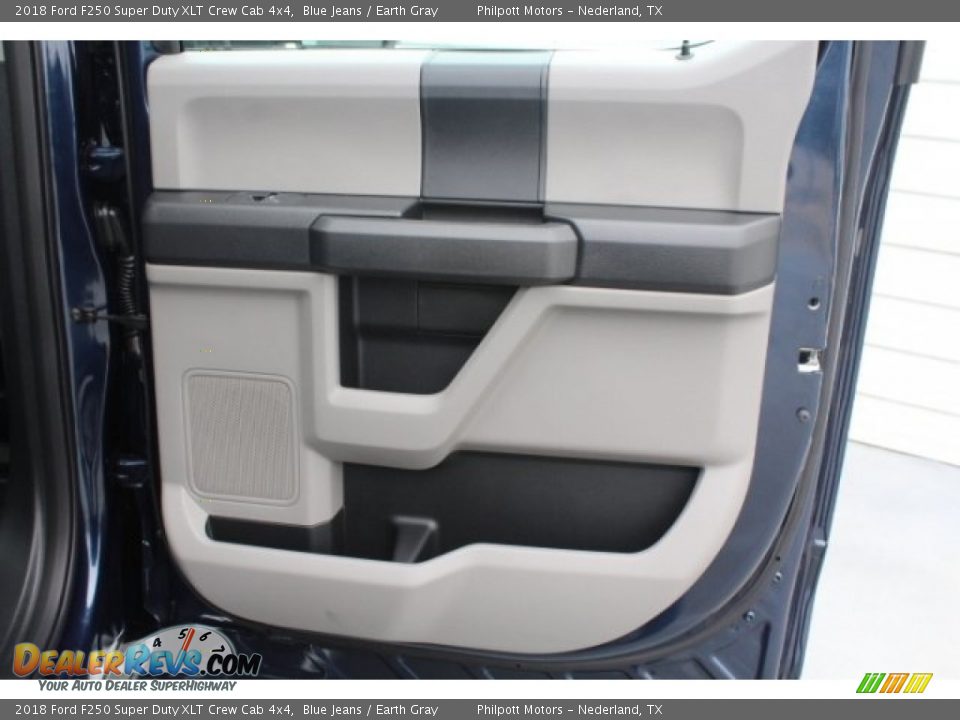 2018 Ford F250 Super Duty XLT Crew Cab 4x4 Blue Jeans / Earth Gray Photo #26