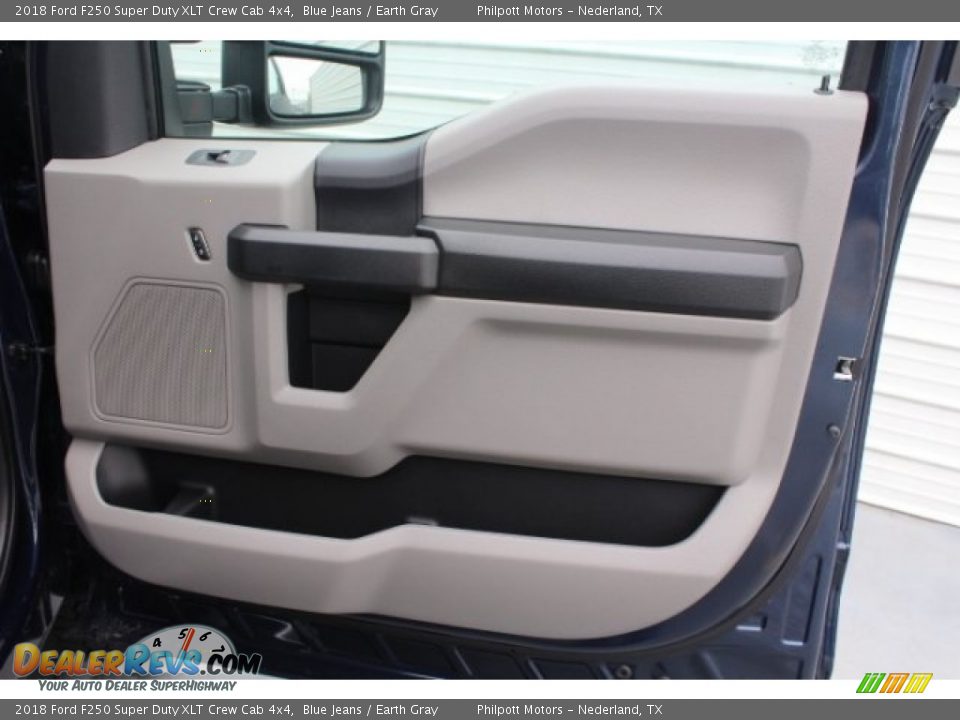 2018 Ford F250 Super Duty XLT Crew Cab 4x4 Blue Jeans / Earth Gray Photo #28