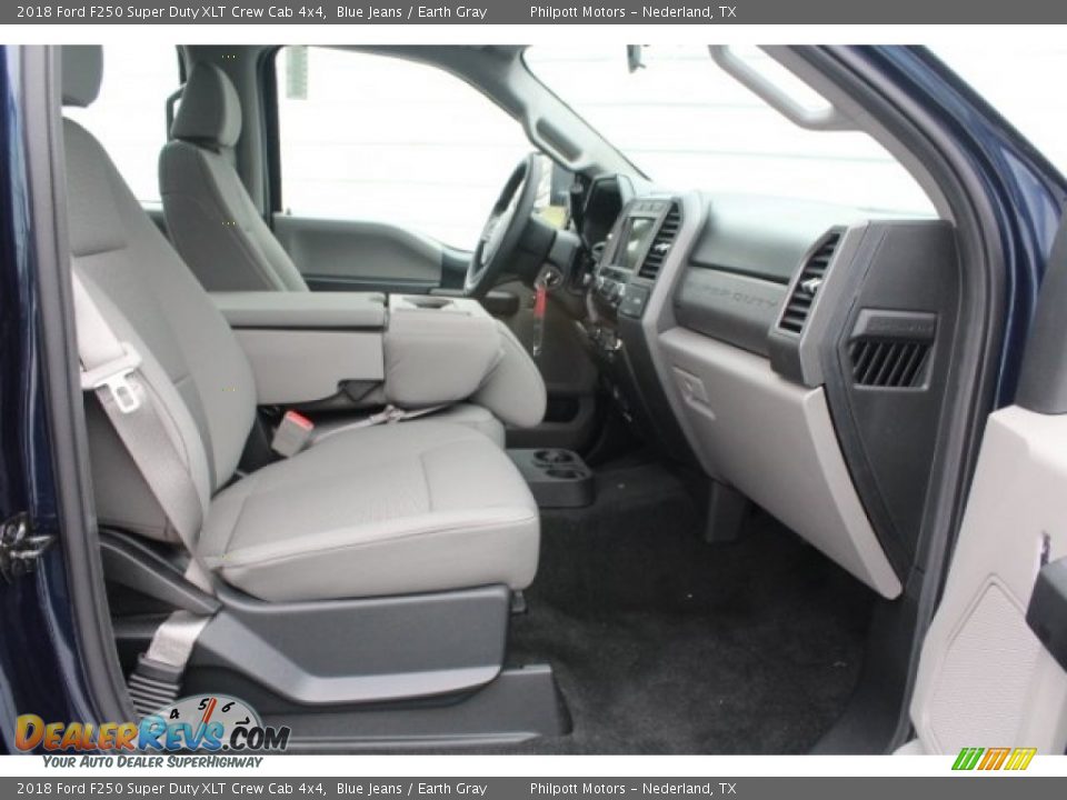 2018 Ford F250 Super Duty XLT Crew Cab 4x4 Blue Jeans / Earth Gray Photo #30