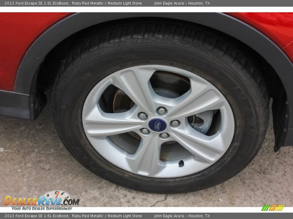 2013 Ford Escape SE 1.6L EcoBoost Ruby Red Metallic / Medium Light Stone Photo #11