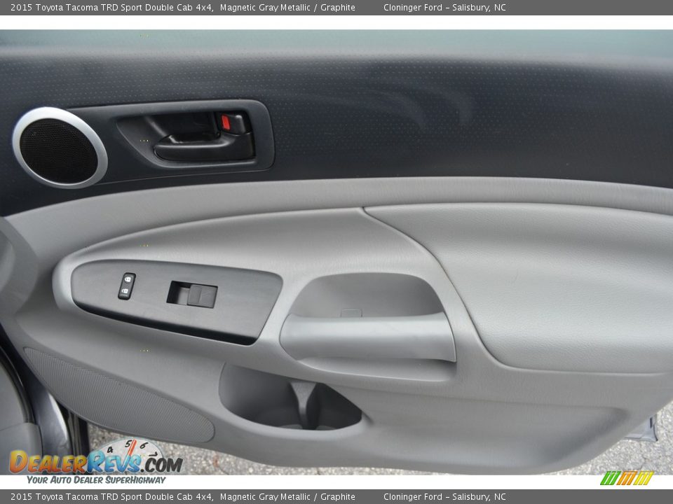 2015 Toyota Tacoma TRD Sport Double Cab 4x4 Magnetic Gray Metallic / Graphite Photo #15