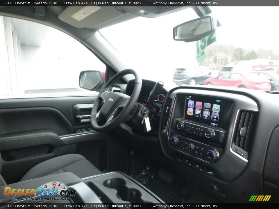 2018 Chevrolet Silverado 1500 LT Crew Cab 4x4 Cajun Red Tintcoat / Jet Black Photo #10