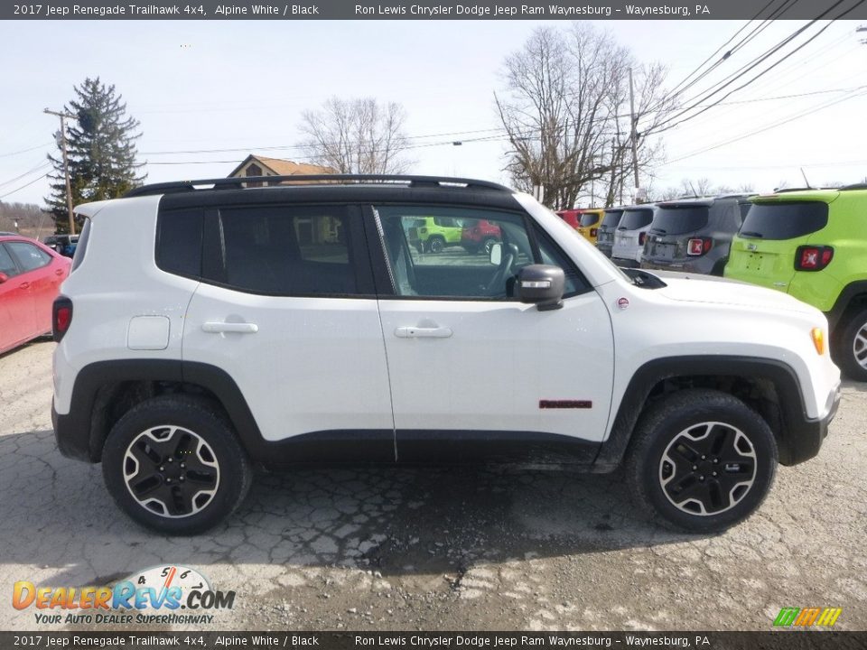 2017 Jeep Renegade Trailhawk 4x4 Alpine White / Black Photo #6