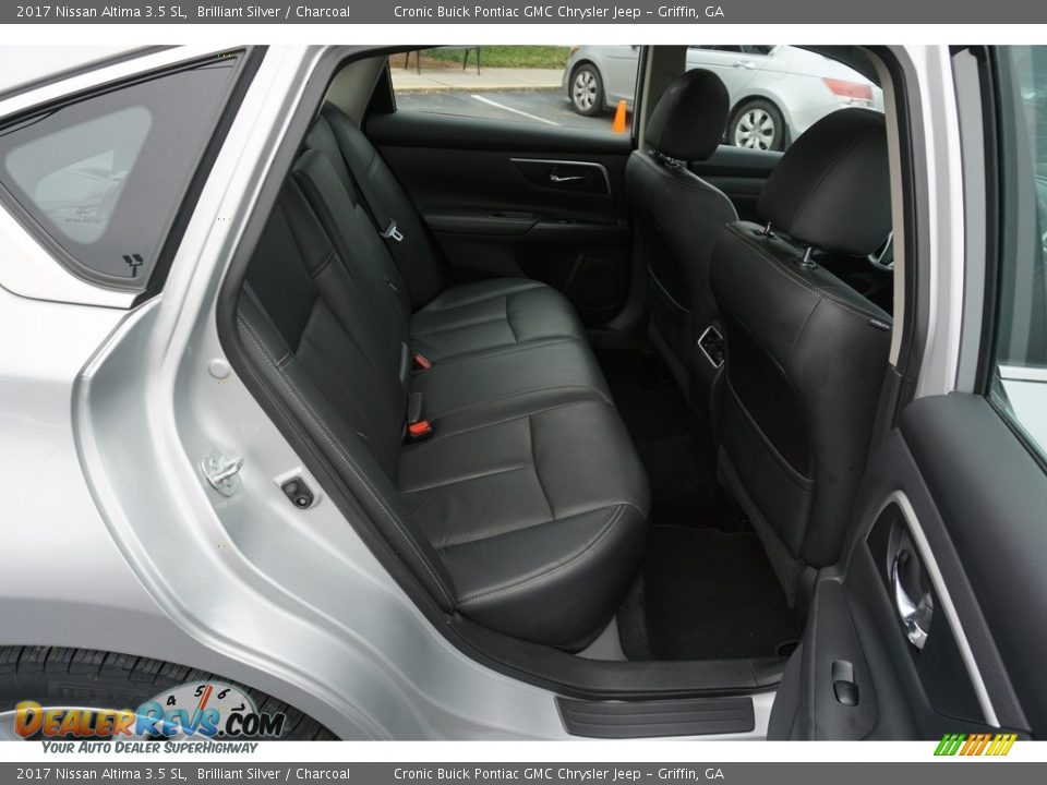 Rear Seat of 2017 Nissan Altima 3.5 SL Photo #21