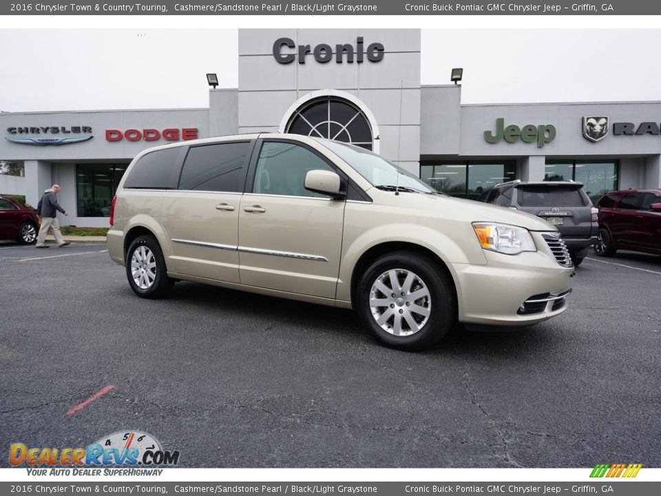 2016 Chrysler Town & Country Touring Cashmere/Sandstone Pearl / Black/Light Graystone Photo #1