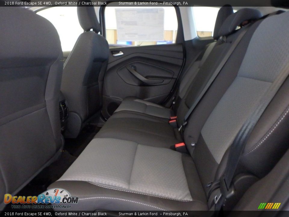 2018 Ford Escape SE 4WD Oxford White / Charcoal Black Photo #7