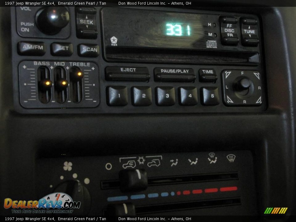 1997 Jeep Wrangler SE 4x4 Emerald Green Pearl / Tan Photo #15