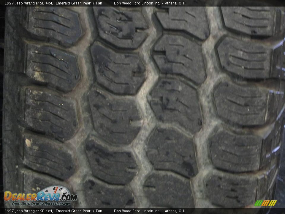 1997 Jeep Wrangler SE 4x4 Emerald Green Pearl / Tan Photo #21