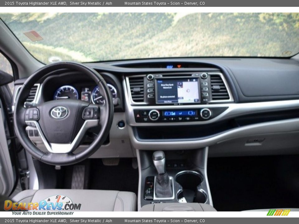 2015 Toyota Highlander XLE AWD Silver Sky Metallic / Ash Photo #13