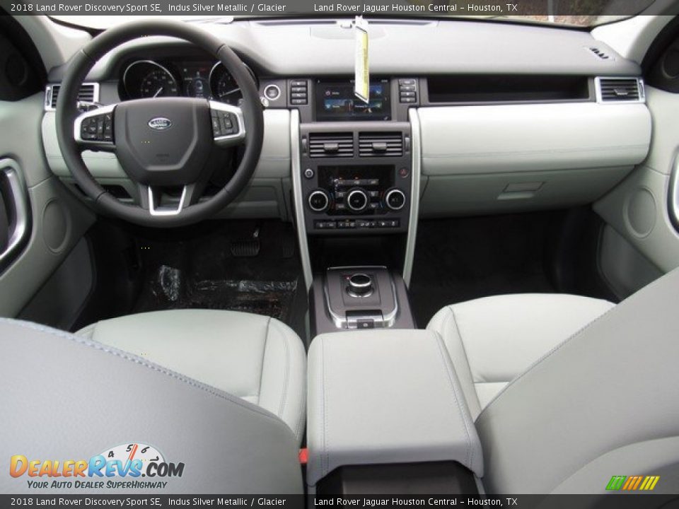 2018 Land Rover Discovery Sport SE Indus Silver Metallic / Glacier Photo #4