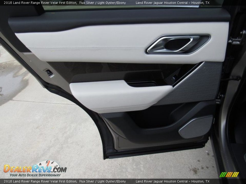2018 Land Rover Range Rover Velar First Edition Flux Silver / Light Oyster/Ebony Photo #23