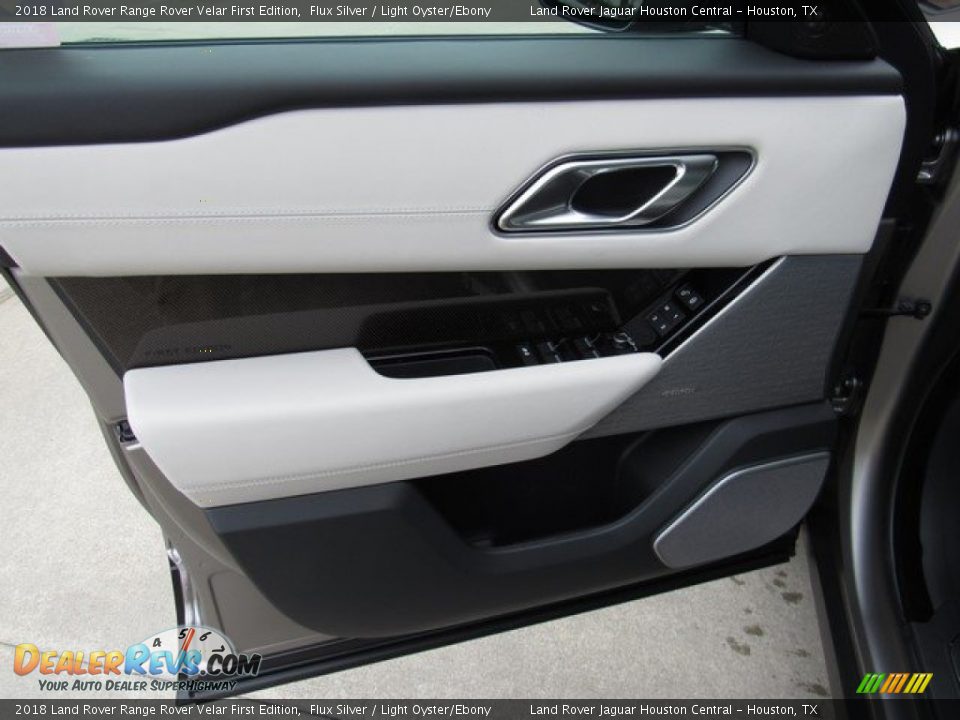 2018 Land Rover Range Rover Velar First Edition Flux Silver / Light Oyster/Ebony Photo #24