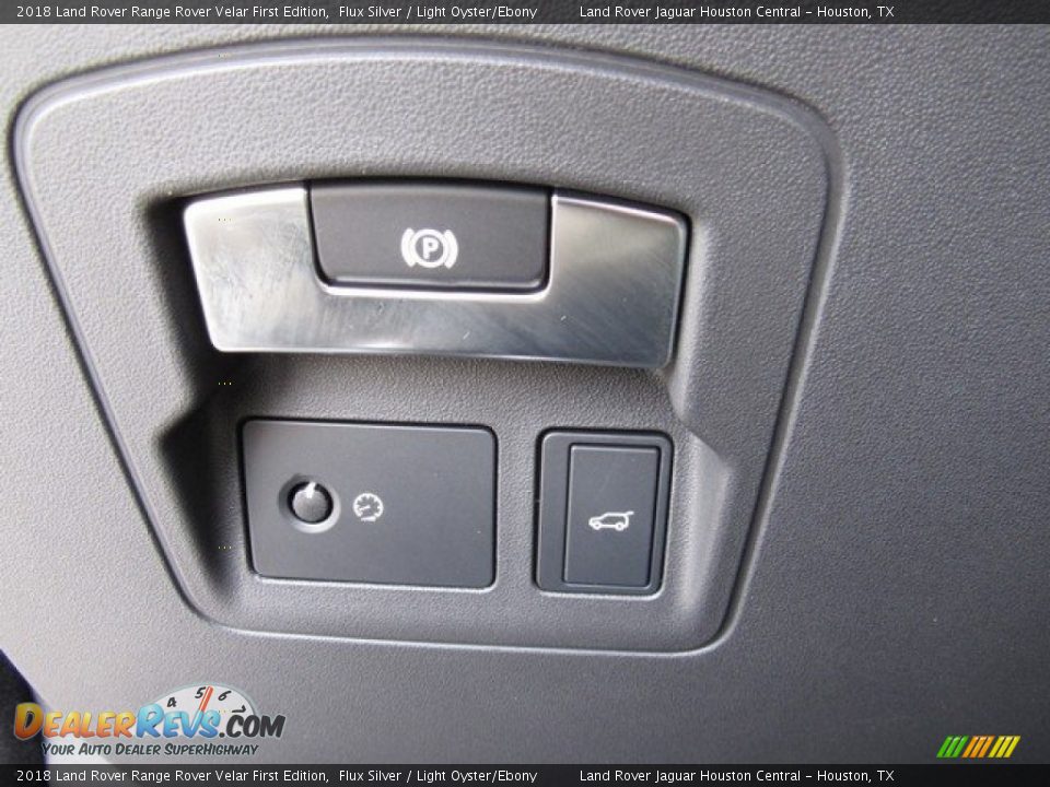 2018 Land Rover Range Rover Velar First Edition Flux Silver / Light Oyster/Ebony Photo #27