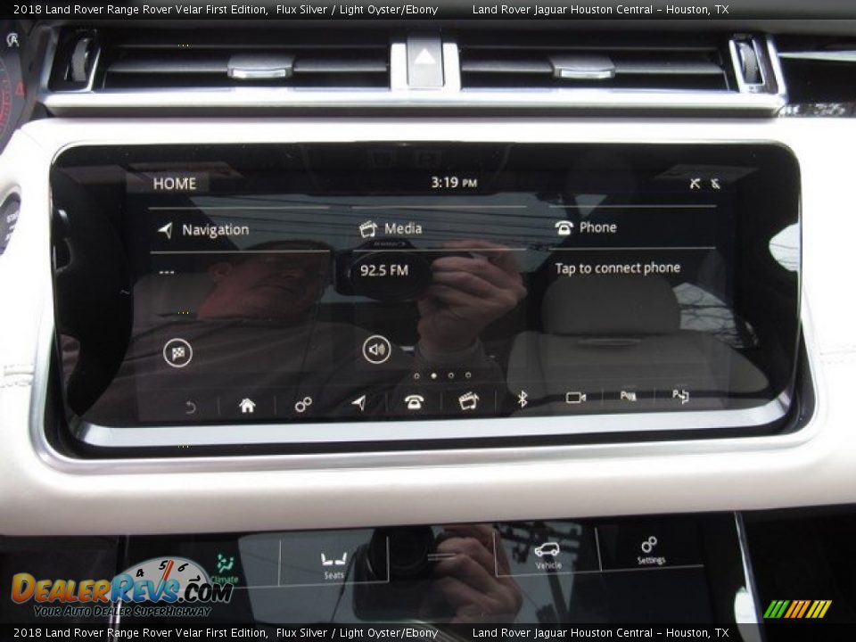 2018 Land Rover Range Rover Velar First Edition Flux Silver / Light Oyster/Ebony Photo #31