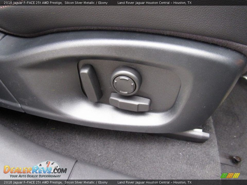 2018 Jaguar F-PACE 25t AWD Prestige Silicon Silver Metallic / Ebony Photo #20