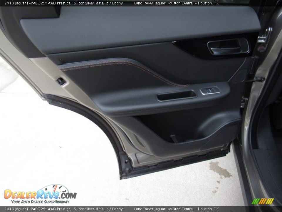 2018 Jaguar F-PACE 25t AWD Prestige Silicon Silver Metallic / Ebony Photo #23