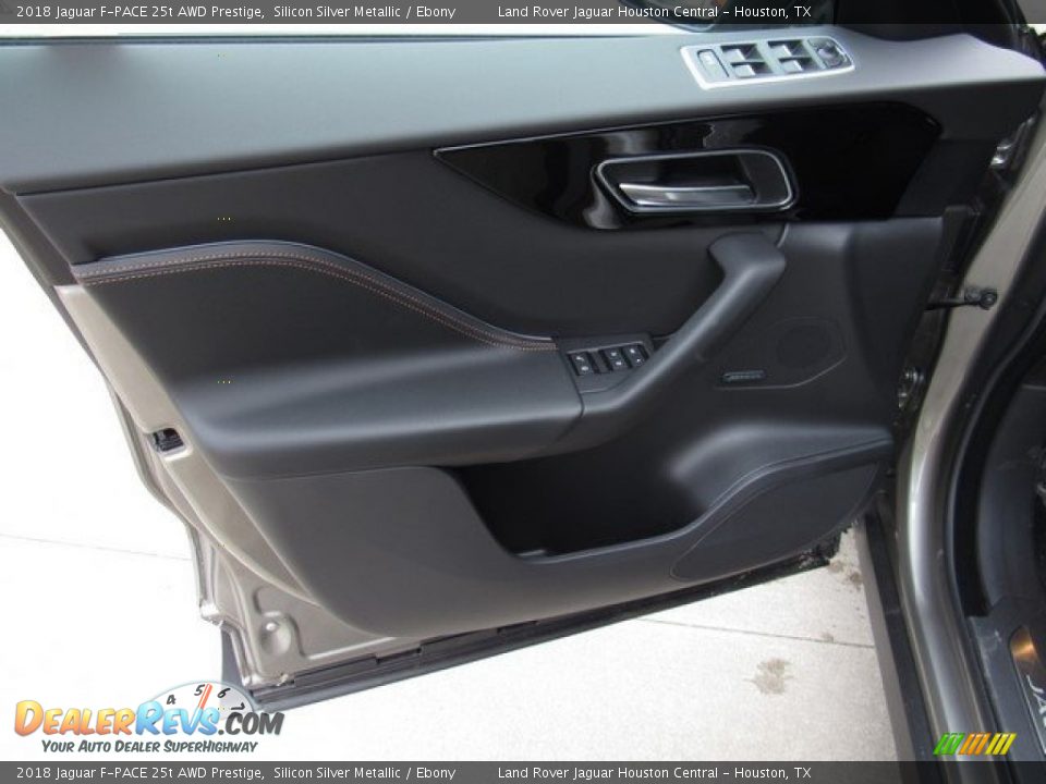 2018 Jaguar F-PACE 25t AWD Prestige Silicon Silver Metallic / Ebony Photo #24